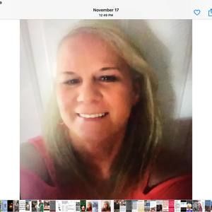 Meet your Posher, Maxine